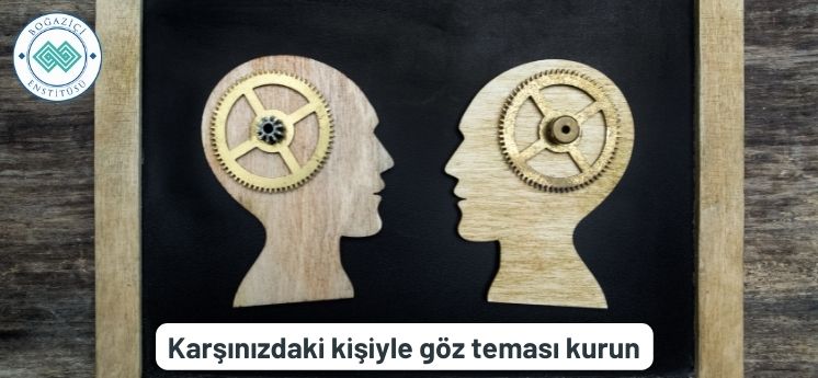 göz teması kurmak etkili konuşma teknikleri